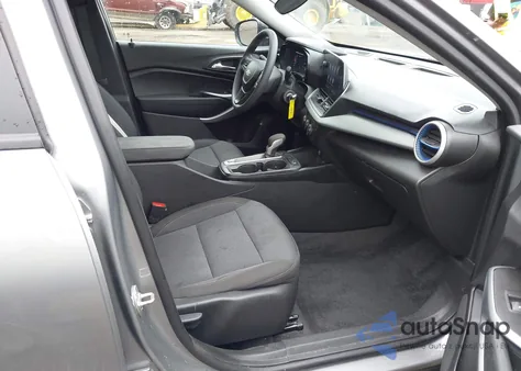 2025 Chevrolet Trax Fwd Ls from USA, damaged, VIN KL77LFEP2SC123845